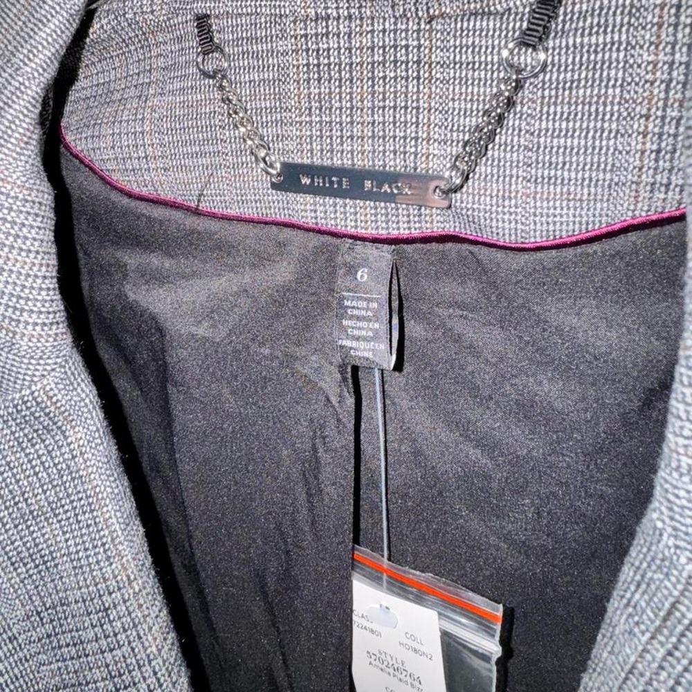 WHITE HOUSE BLACK MARKET Amelia Plaid Blazer, Size 6 - Picture 3 of 3
